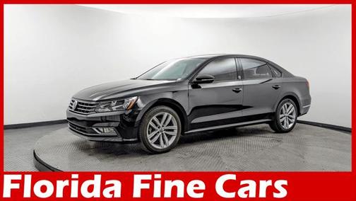 2019 Volkswagen Passat 2.0T Wolfsburg Edition