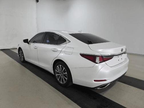 White 2023 Lexus ES 350 Base