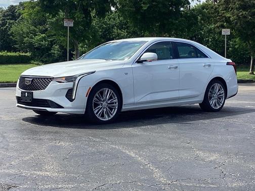 2023 Cadillac CT4 Premium Luxury