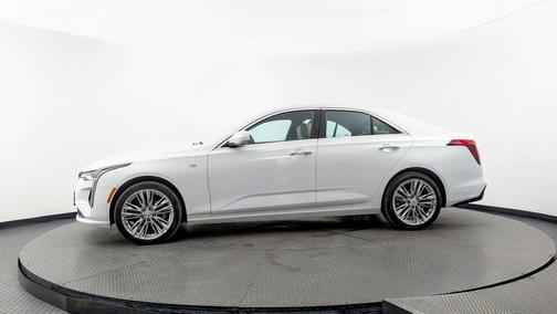 2023 Cadillac CT4 Premium Luxury