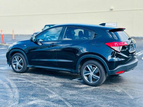 2022 Honda HR-V EX