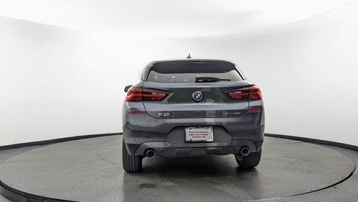 Mineral Grey Metallic 2022 BMW X2 sDrive28i