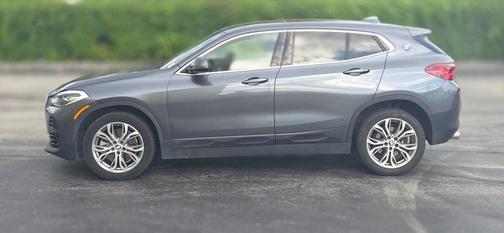 Mineral Grey Metallic 2022 BMW X2 sDrive28i