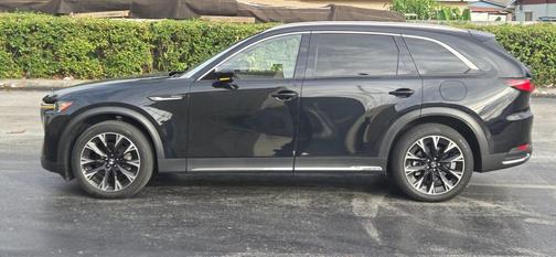 2024 Mazda CX-90 PHEV Premium