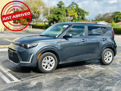 2024 Kia Soul LX