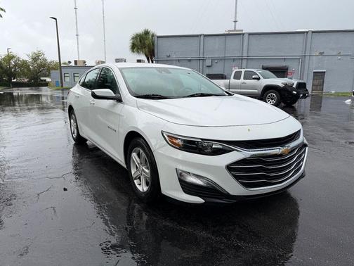 2023 Chevrolet Malibu 1LS