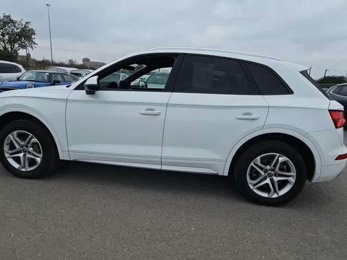 2018 Audi Q5 PREMIUM