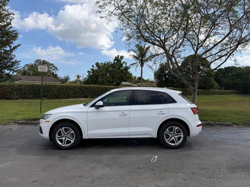 2018 Audi Q5 PREMIUM