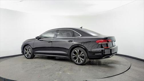2021 Volkswagen Passat 2.0T SE