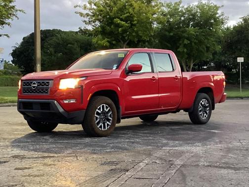 2022 Nissan Frontier SV