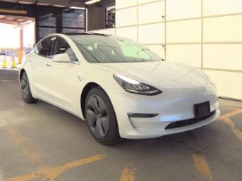 Pearl White Multi-Coat 2019 Tesla Model 3 Standard Range Plus