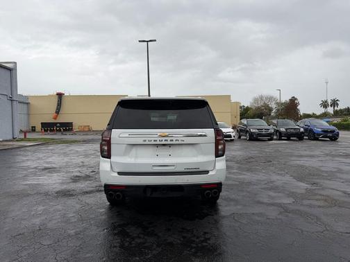 2023 Chevrolet Suburban Premier