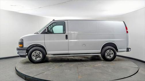2023 GMC Savana 2500 Work Van