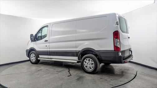 2022 Ford Transit-250 Base