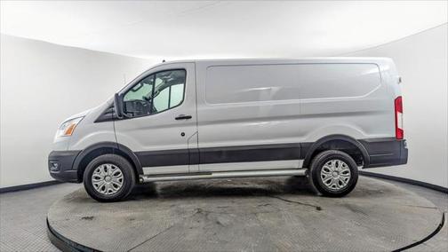 2022 Ford Transit-250 Base