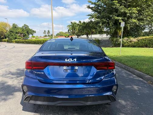 2022 Kia Forte LXS