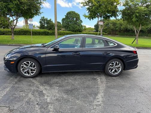 2023 Hyundai SONATA SEL