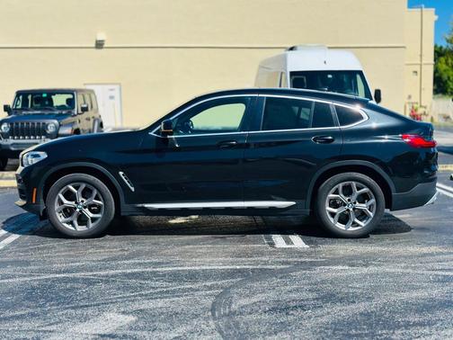 2020 BMW X4 xDrive30i