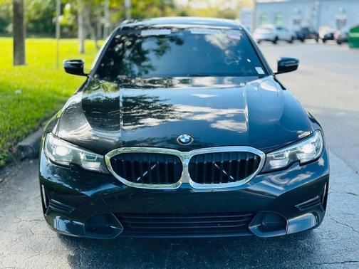 2020 BMW 330 i