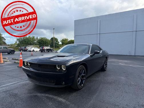 2020 Dodge Challenger SXT
