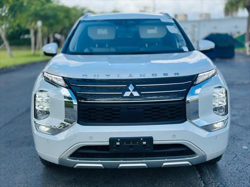 2023 Mitsubishi Outlander SEL 2.5 2WD