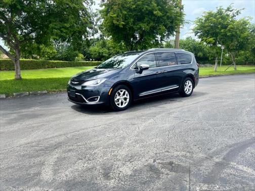 2020 Chrysler Pacifica Limited