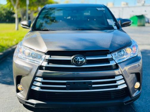 2018 Toyota Highlander LE Plus