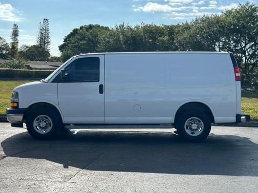 2020 Chevrolet Express 2500 RWD 2500 Regular Wheelbase WT