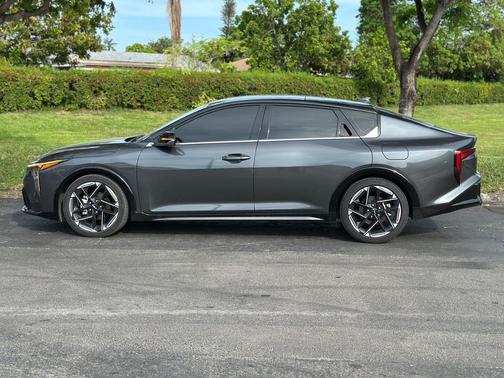 Interstellar Gray 2025 Kia K4 GT-Line