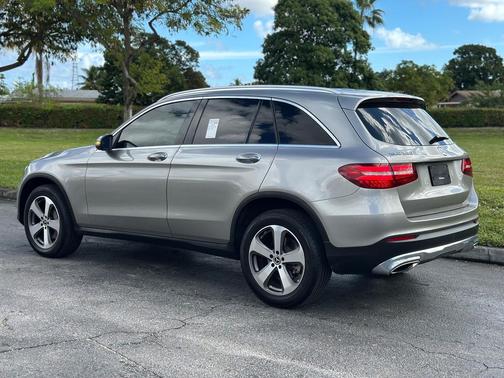 2019 Mercedes-Benz GLC 300 Base
