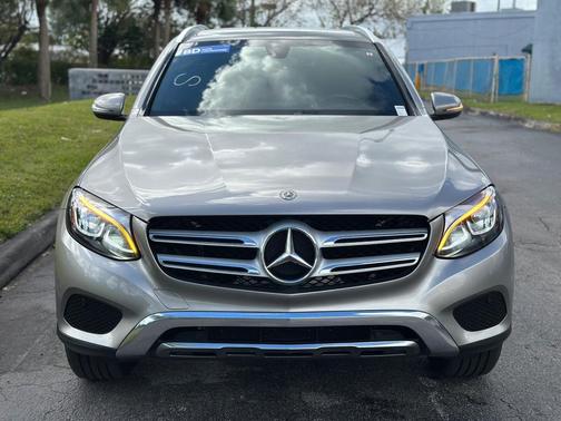 2019 Mercedes-Benz GLC 300 Base