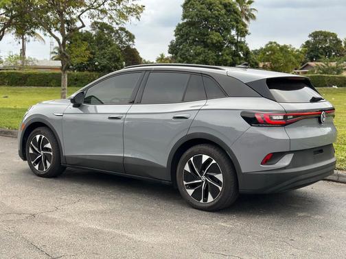 2021 Volkswagen ID.4 Pro
