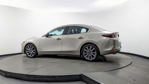 2024 Mazda Mazda3 FWD w/Preferred Package