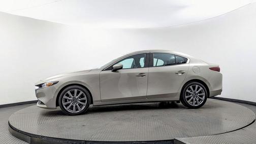 2024 Mazda Mazda3 FWD w/Preferred Package