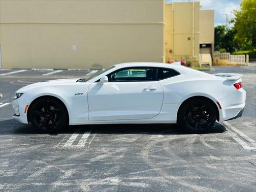 2021 Chevrolet Camaro RWD Coupe LT1