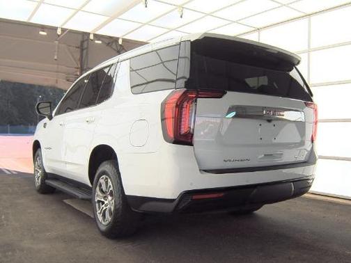 2022 GMC Yukon SLE