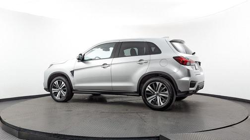 2024 Mitsubishi Outlander Sport SE