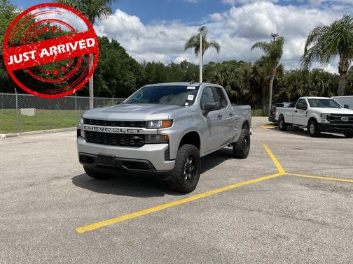 Silver Ice Metallic 2020 Chevrolet Silverado 1500 Custom