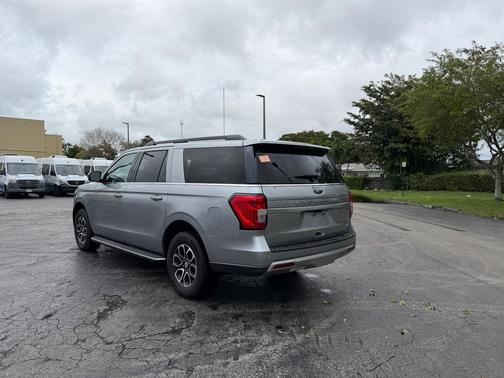 2023 Ford Expedition Max XLT