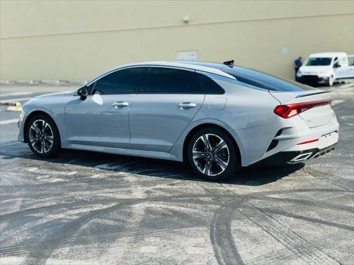 2022 Kia K5 GT-Line
