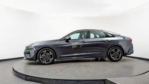 2022 Kia K5 EX