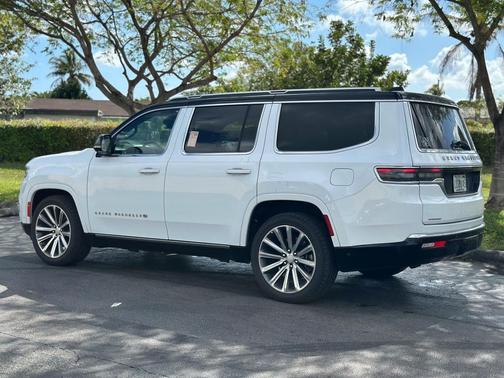 2023 Jeep Grand Wagoneer SERIES II