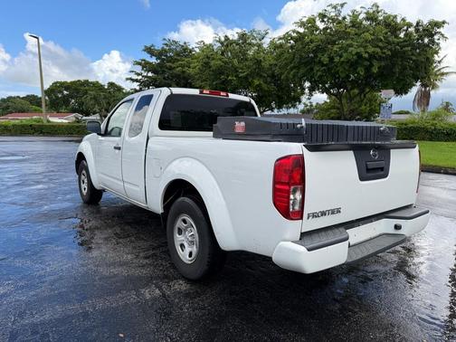 2019 Nissan Frontier S