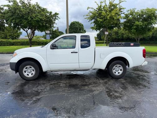 2019 Nissan Frontier S