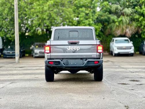 2023 Jeep Gladiator Overland