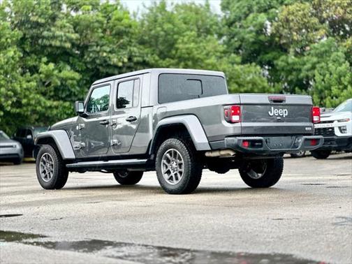 2023 Jeep Gladiator Overland
