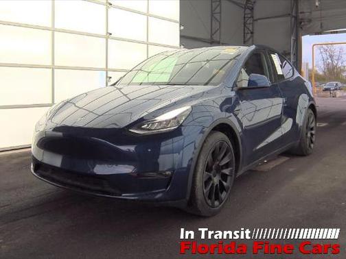 2022 Tesla Model Y Long Range Dual Motor All-Wheel Drive