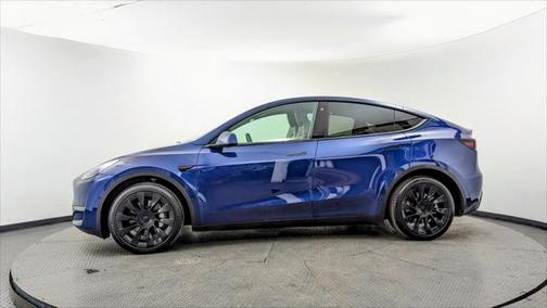 2022 Tesla Model Y Long Range Dual Motor All-Wheel Drive