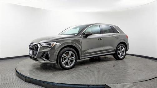 2021 Audi Q3 45 S line Premium Plus