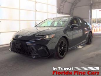 Black 2025 Toyota Camry SE